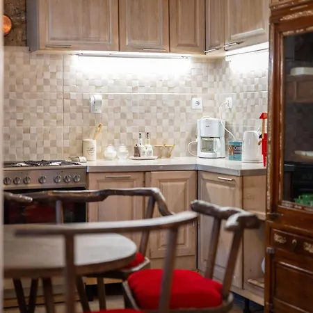 Pristinus Вилла Krstatice