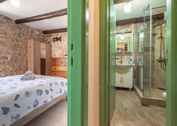 וילה Pristinus Krstatice