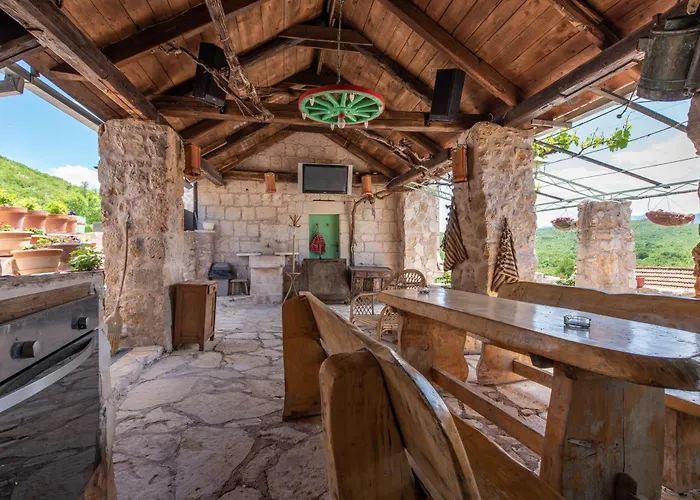 Pristinus וילה Krstatice